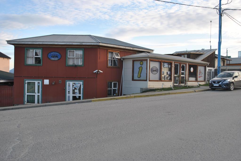 Hostel Los Cormoranes Ushuaia Exterior photo