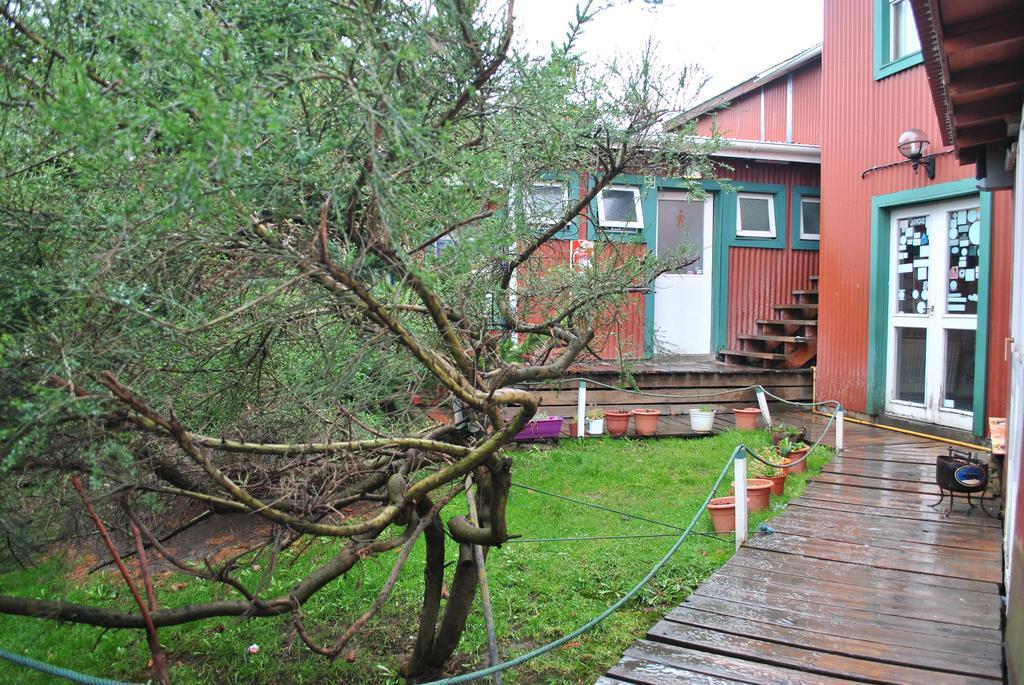 Hostel Los Cormoranes Ushuaia Exterior photo